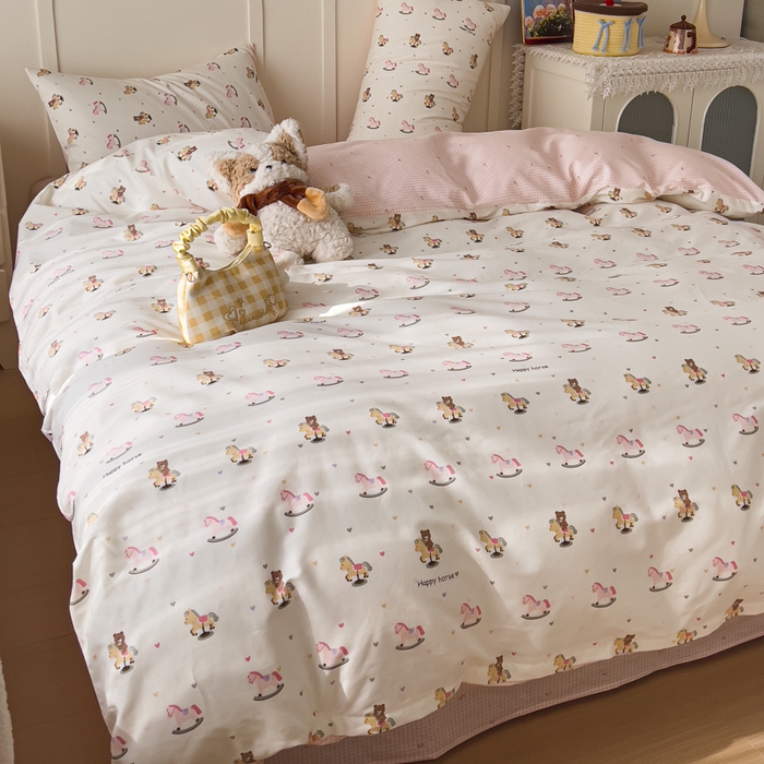 91家纺网 家纺一手货源 找家纺 金丝鸟家纺 2026新款全棉纯棉斜纹特价款四件套 跳跳马