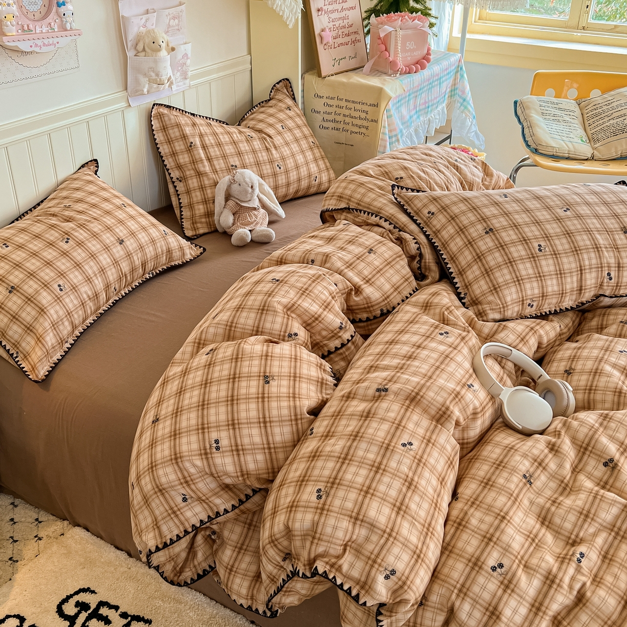 91家纺网 家纺一手货源 找家纺 金丝鸟家纺 2026新款全棉纯棉双层纱贝壳边款四件套 焦糖樱桃 桔