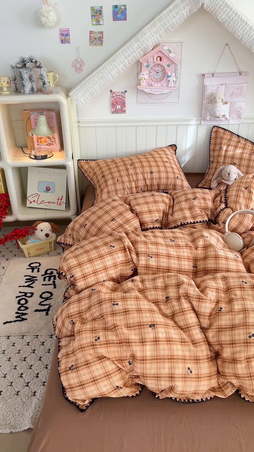 91家纺网 家纺一手货源 找家纺 金丝鸟家纺 2026新款全棉纯棉双层纱贝壳边款四件套 焦糖樱桃 桔