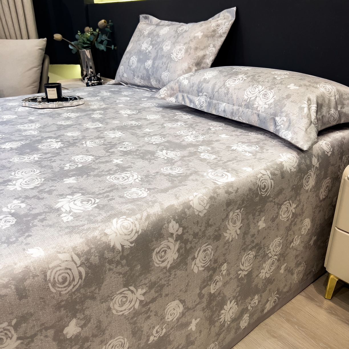 91家纺网 家纺一手货源 找家纺 许林 2026新款冰丝凉席床单款凉席三件套 予光