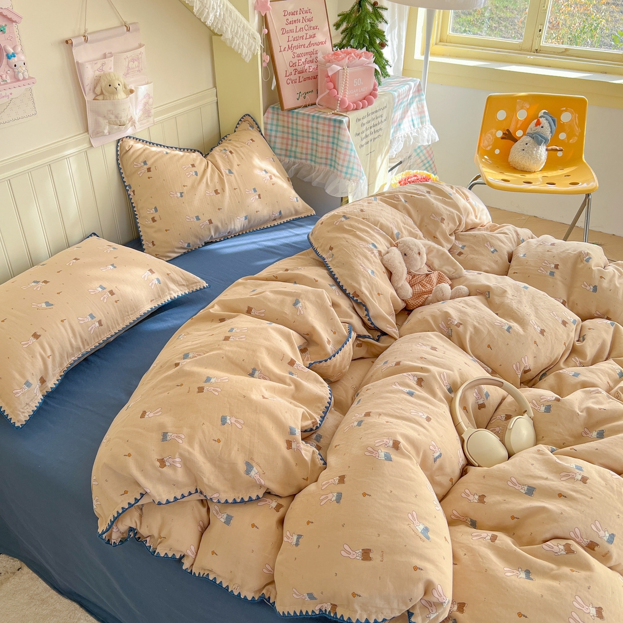 91家纺网 家纺一手货源 找家纺 金丝鸟家纺 2026新款全棉纯棉双层纱贝壳边款四件套 罗马兔兔