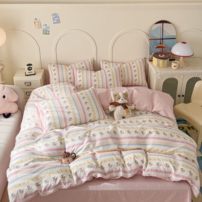 91家纺网 家纺一手货源 找家纺 金丝鸟家纺 2026新款全棉纯棉斜纹特价款四件套 星轨小木马