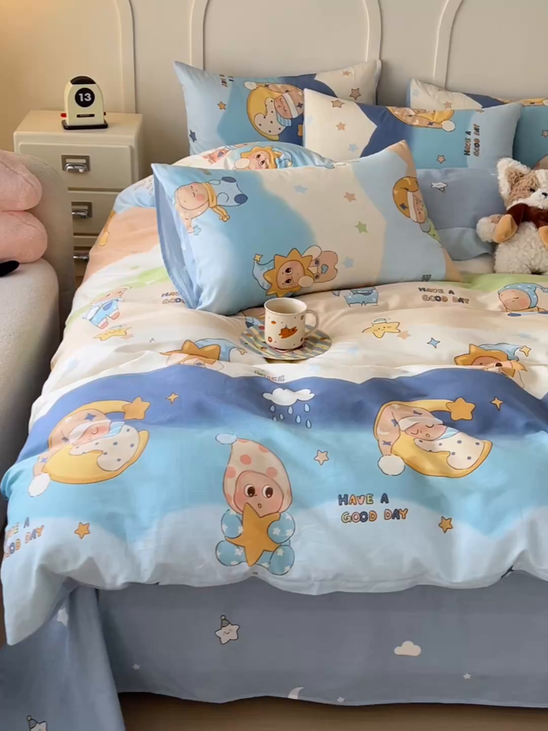 91家纺网 家纺一手货源 找家纺 金丝鸟家纺 2026新款全棉纯棉斜纹特价款四件套 星梦童话