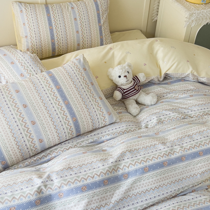 91家纺网 家纺一手货源 找家纺 金丝鸟家纺 2026新款全棉纯棉斜纹特价款四件套 云织熊熊