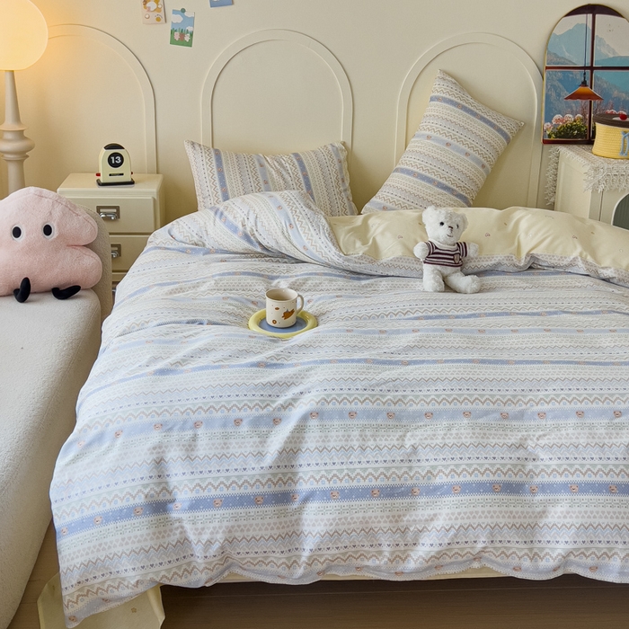 91家纺网 家纺一手货源 找家纺 金丝鸟家纺 2026新款全棉纯棉斜纹特价款四件套 云织熊熊