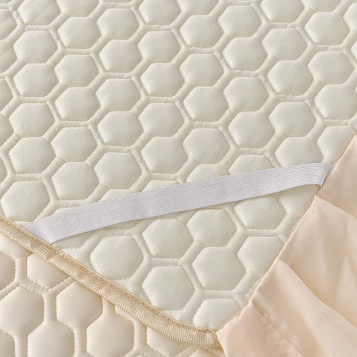 91家纺网 家纺一手货源 找家纺 （总）畅畅家纺 2026新夏季款凉感丝乳胶床裙凉席两件套三件套唯美系列