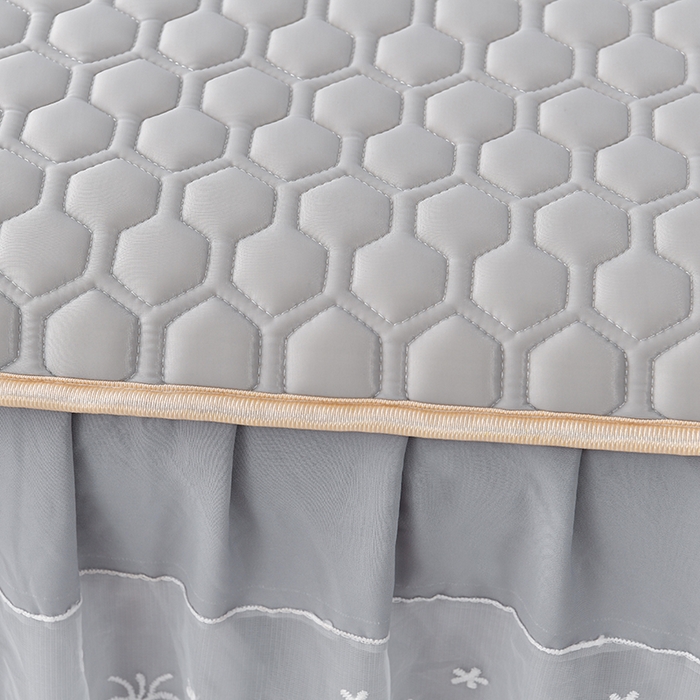 91家纺网 家纺一手货源 找家纺 畅畅家纺 2026新夏季款凉感丝乳胶床裙凉席两件套三件套唯美系列 唯美-经典灰