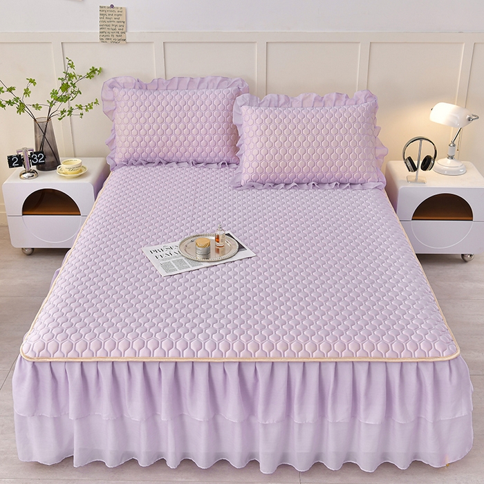 91家纺网 家纺一手货源 找家纺 畅畅家纺 2026新款凉感丝纯色双层边乳胶床裙凉席两件套三件套足球花系列 足球花-魅紫