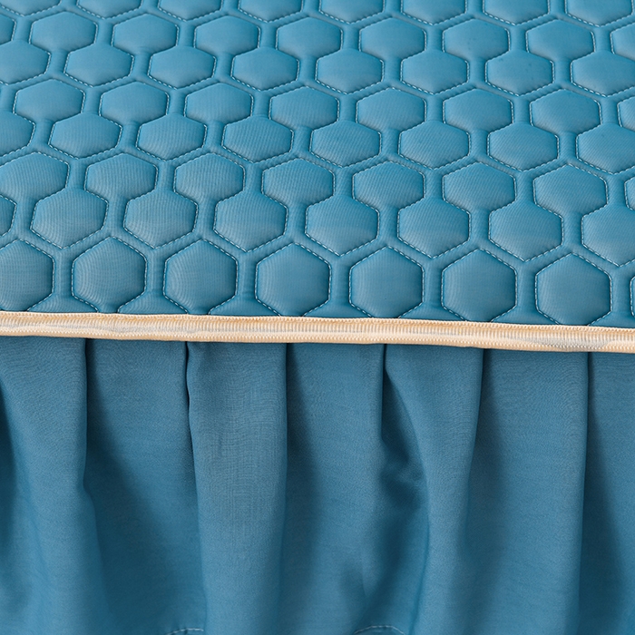 91家纺网 家纺一手货源 找家纺 （总）畅畅家纺 2026新款凉感丝纯色双层边乳胶床裙凉席两件套三件套足球花系列