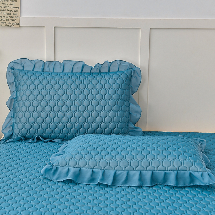 91家纺网 家纺一手货源 找家纺 （总）畅畅家纺 2026新款凉感丝纯色双层边乳胶床裙凉席两件套三件套足球花系列