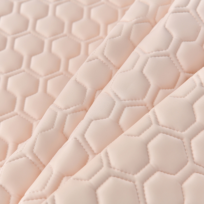 91家纺网 家纺一手货源 找家纺 畅畅家纺 2026新款凉感丝纯色双层边乳胶床裙凉席两件套三件套足球花系列 足球花-香妃粉