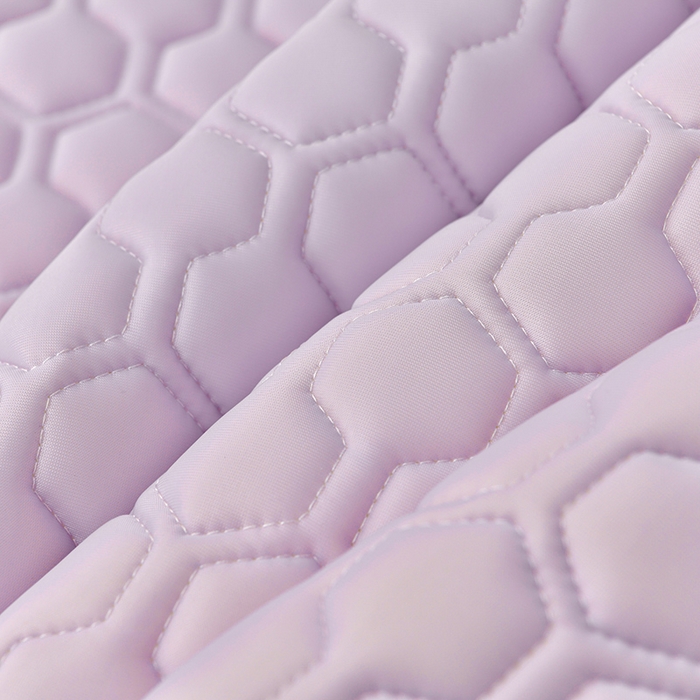 91家纺网 家纺一手货源 找家纺 畅畅家纺 2026新款凉感丝纯色双层边乳胶床裙凉席两件套三件套足球花系列 足球花-魅紫