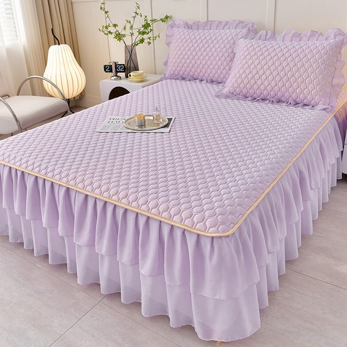 91家纺网 家纺一手货源 找家纺 畅畅家纺 2026新款凉感丝纯色双层边乳胶床裙凉席两件套三件套足球花系列 足球花-魅紫