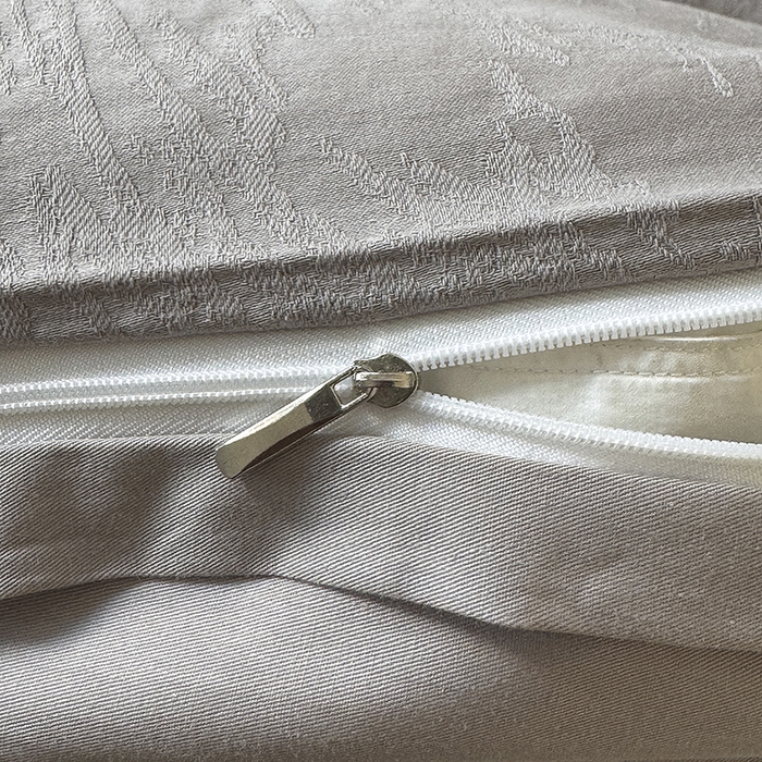 91家纺网 家纺一手货源 找家纺 宜家坊 2026新款全棉60S长绒棉立体厚织提花单被套 克拉拉-太空灰