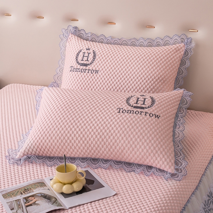 91家纺网 家纺一手货源 找家纺 优姿家纺 2025新款500克冰豆豆床裙凉席三件套 公主粉