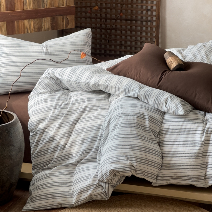 91家纺网 家纺一手货源 找家纺 对白 2026春夏新款专版全棉纯棉色织水洗棉四件套-极繁主义系列 极繁主义-白条纹+摩卡