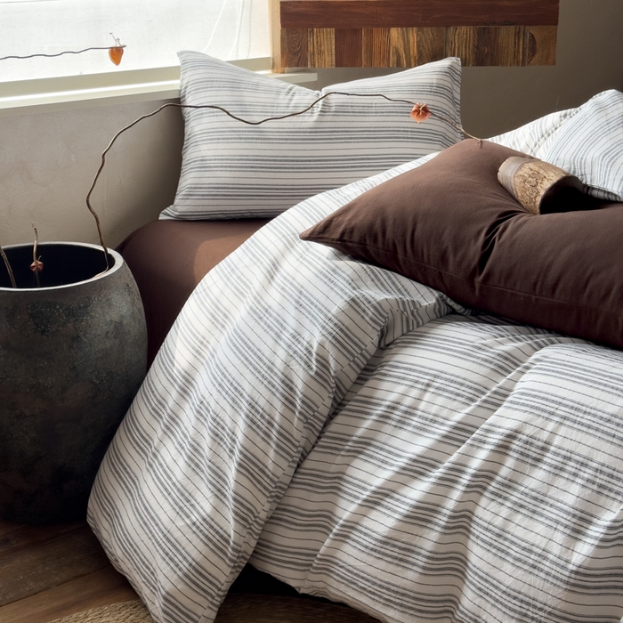 91家纺网 家纺一手货源 找家纺 对白 2026春夏新款专版全棉纯棉色织水洗棉四件套-极繁主义系列 极繁主义-白条纹+摩卡