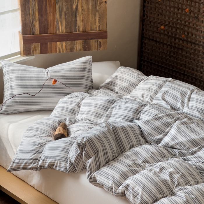 91家纺网 家纺一手货源 找家纺 对白 2026春夏新款专版全棉纯棉色织水洗棉四件套-极繁主义系列 极繁主义-白条纹+白