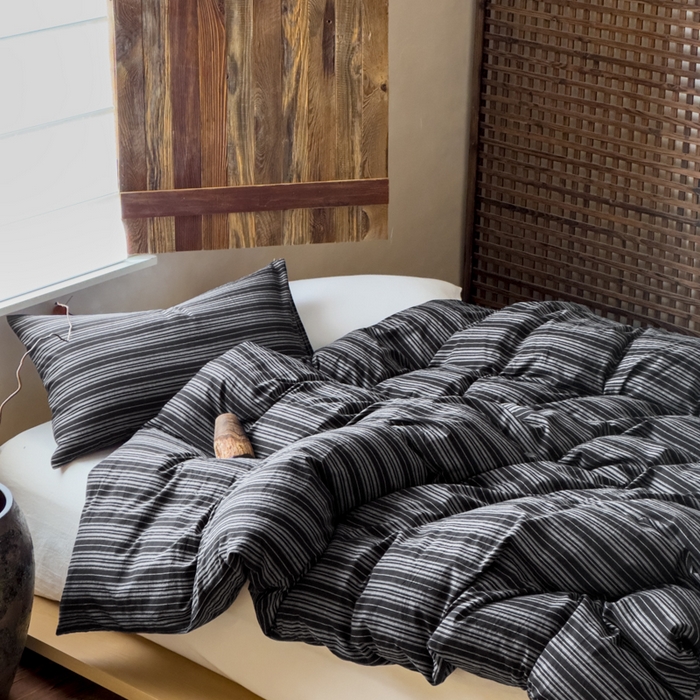 91家纺网 家纺一手货源 找家纺 对白 2026春夏新款专版全棉纯棉色织水洗棉四件套-极繁主义系列 极繁主义-黑条纹+白