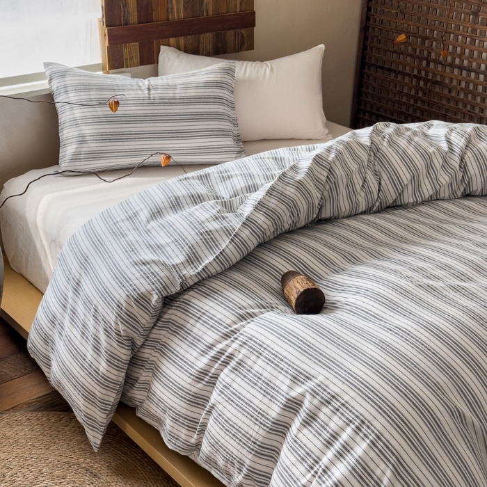 91家纺网 家纺一手货源 找家纺 对白 2026春夏新款专版全棉纯棉色织水洗棉四件套-极繁主义系列 极繁主义-白条纹+白