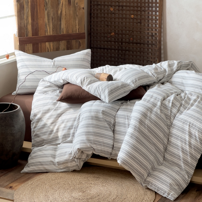 91家纺网 家纺一手货源 找家纺 对白 2026春夏新款专版全棉纯棉色织水洗棉四件套-极繁主义系列 极繁主义-白条纹+摩卡