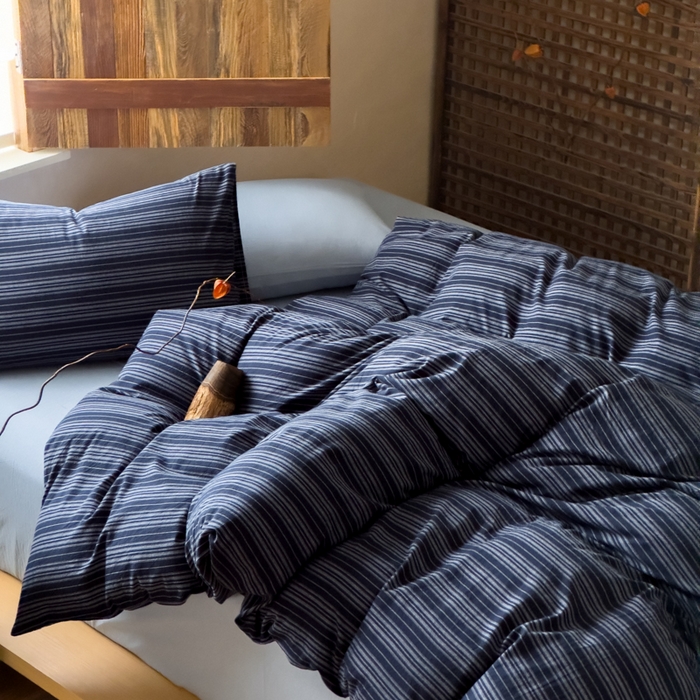 91家纺网 家纺一手货源 找家纺 对白 2026春夏新款专版全棉纯棉色织水洗棉四件套-极繁主义系列 极繁主义-藏青条纹+海蓝