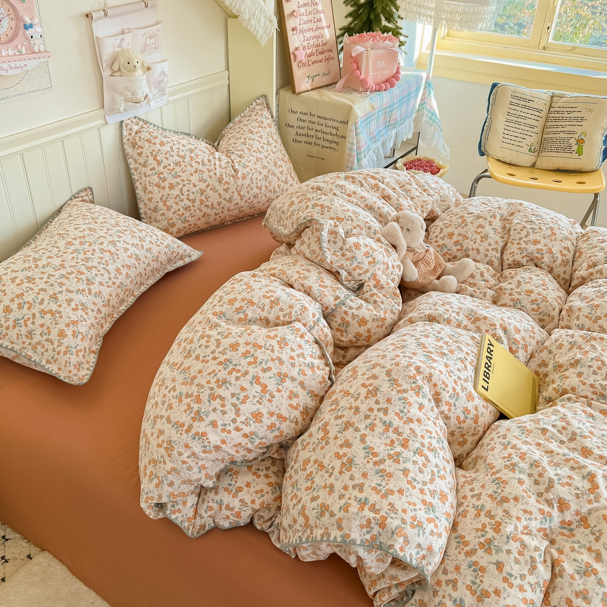 91家纺网 家纺一手货源 找家纺 金丝鸟家纺 2026新款全棉纯棉双层纱贝壳边款四件套 暖暖花谱