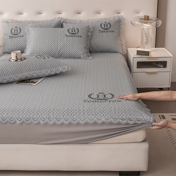 91家纺网 家纺一手货源 找家纺 优姿家纺 2025新款500克豆豆席子凉席床笠款三件套 高级灰