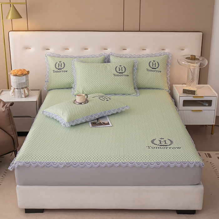 91家纺网 家纺一手货源 找家纺 优姿家纺 2025新款500克豆豆席子凉席床笠款三件套 青春绿