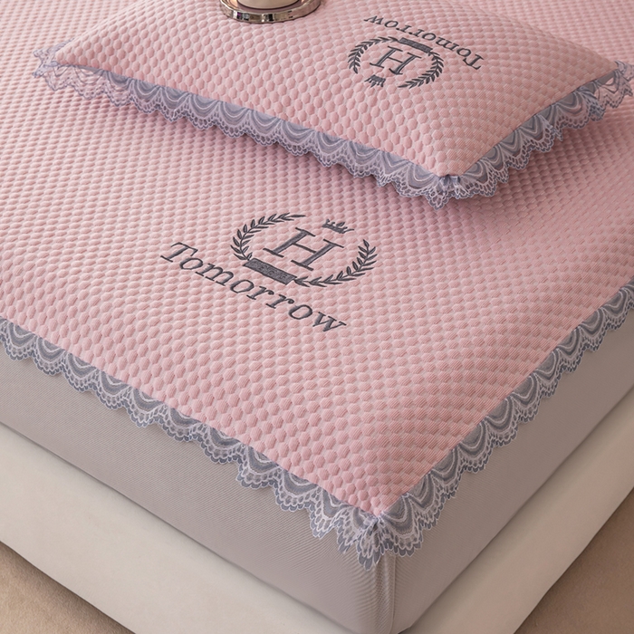 91家纺网 家纺一手货源 找家纺 优姿家纺 2025新款500克豆豆席子凉席床笠款三件套 公主粉