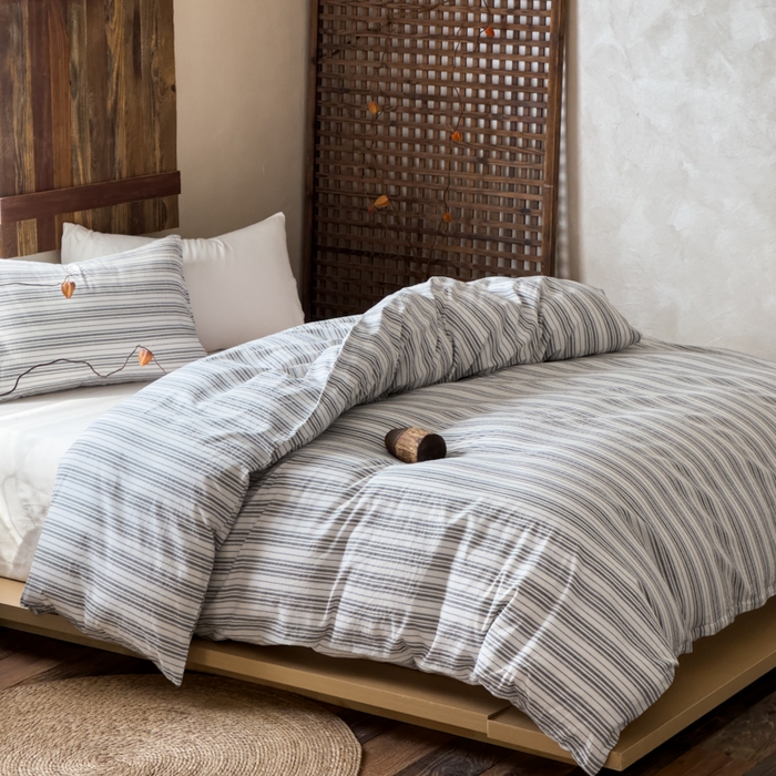 91家纺网 家纺一手货源 找家纺 对白 2026春夏新款专版全棉纯棉色织水洗棉四件套-极繁主义系列 极繁主义-白条纹+白