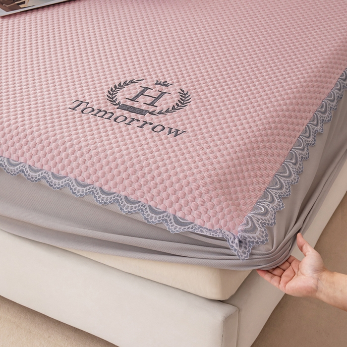 91家纺网 家纺一手货源 找家纺 优姿家纺 2025新款500克豆豆席子凉席床笠款三件套 公主粉