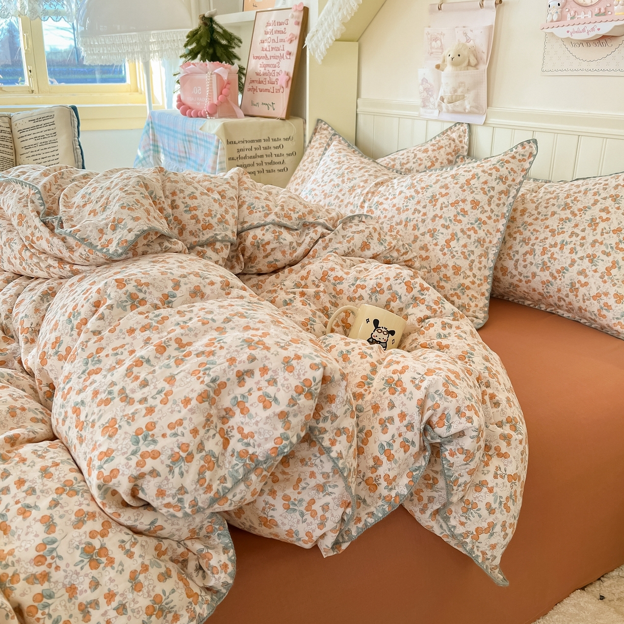 91家纺网 家纺一手货源 找家纺 金丝鸟家纺 2026新款全棉纯棉双层纱贝壳边款四件套 暖暖花谱