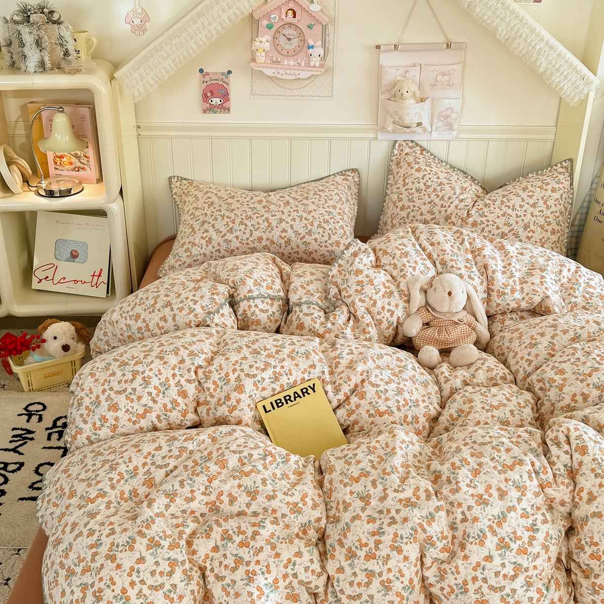 91家纺网 家纺一手货源 找家纺 金丝鸟家纺 2026新款全棉纯棉双层纱贝壳边款四件套 暖暖花谱