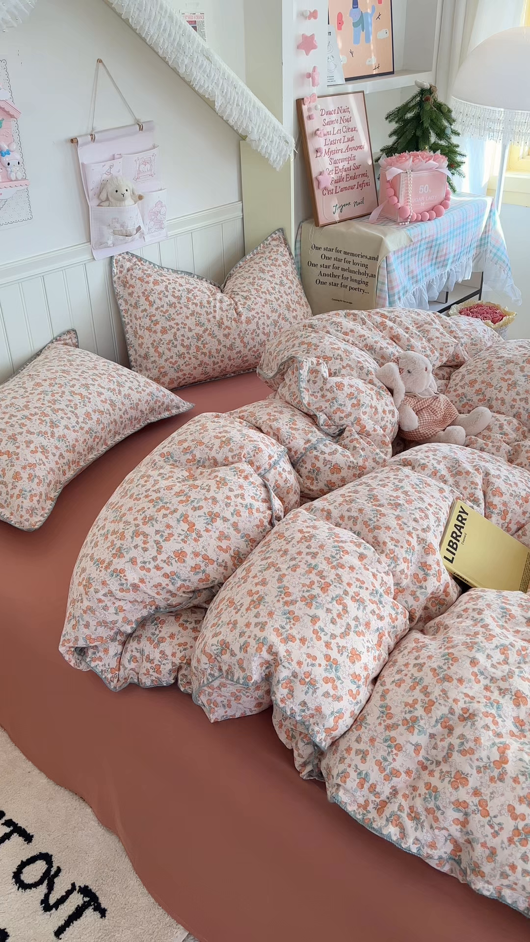 91家纺网 家纺一手货源 找家纺 金丝鸟家纺 2026新款全棉纯棉双层纱贝壳边款四件套 暖暖花谱