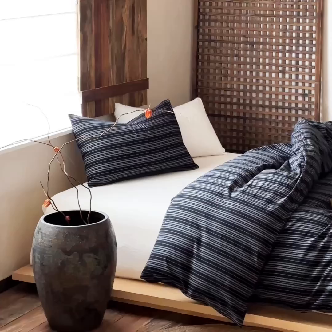 91家纺网 家纺一手货源 找家纺 对白 2026春夏新款专版全棉纯棉色织水洗棉四件套-极繁主义系列 极繁主义-黑条纹+白