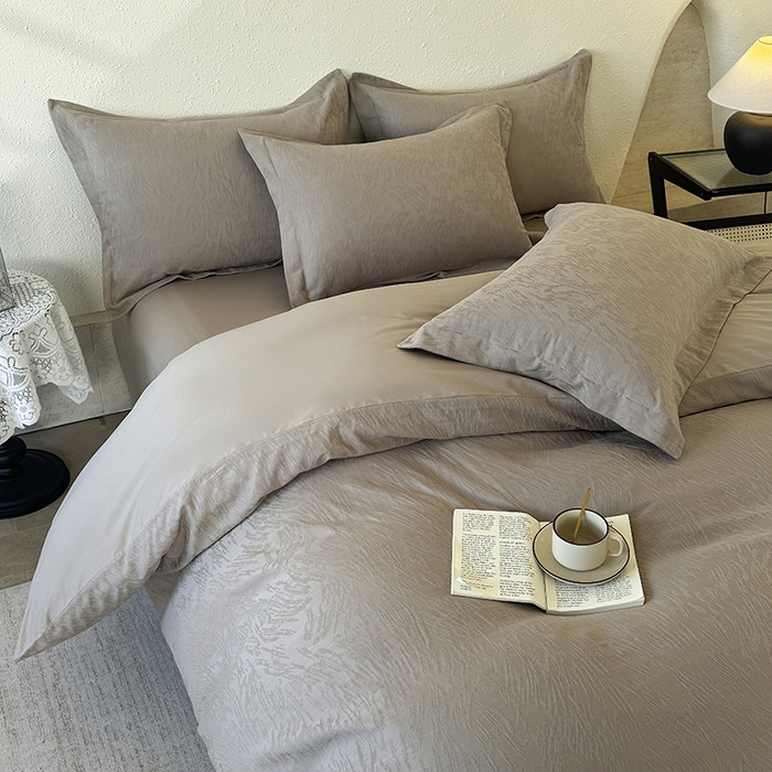 91家纺网 家纺一手货源 找家纺 宜家坊 2026新款全棉60S长绒棉立体厚织提花单被套 克拉拉-金属灰