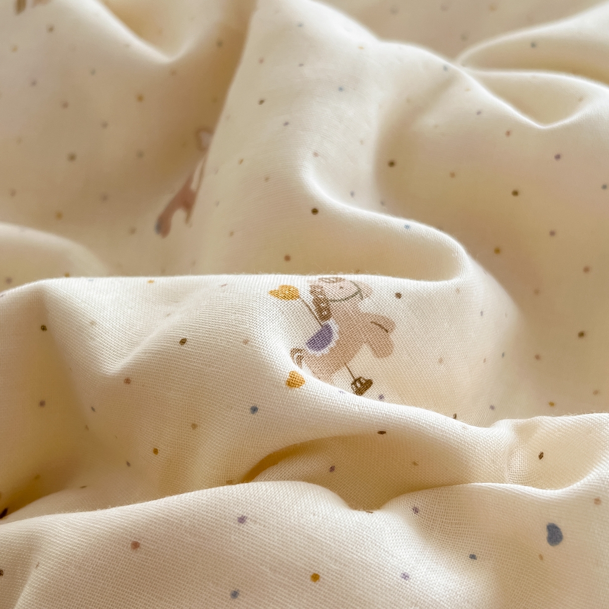 91家纺网 家纺一手货源 找家纺 金丝鸟家纺 2026新款全棉纯棉双层纱贝壳边款四件套 时光木马