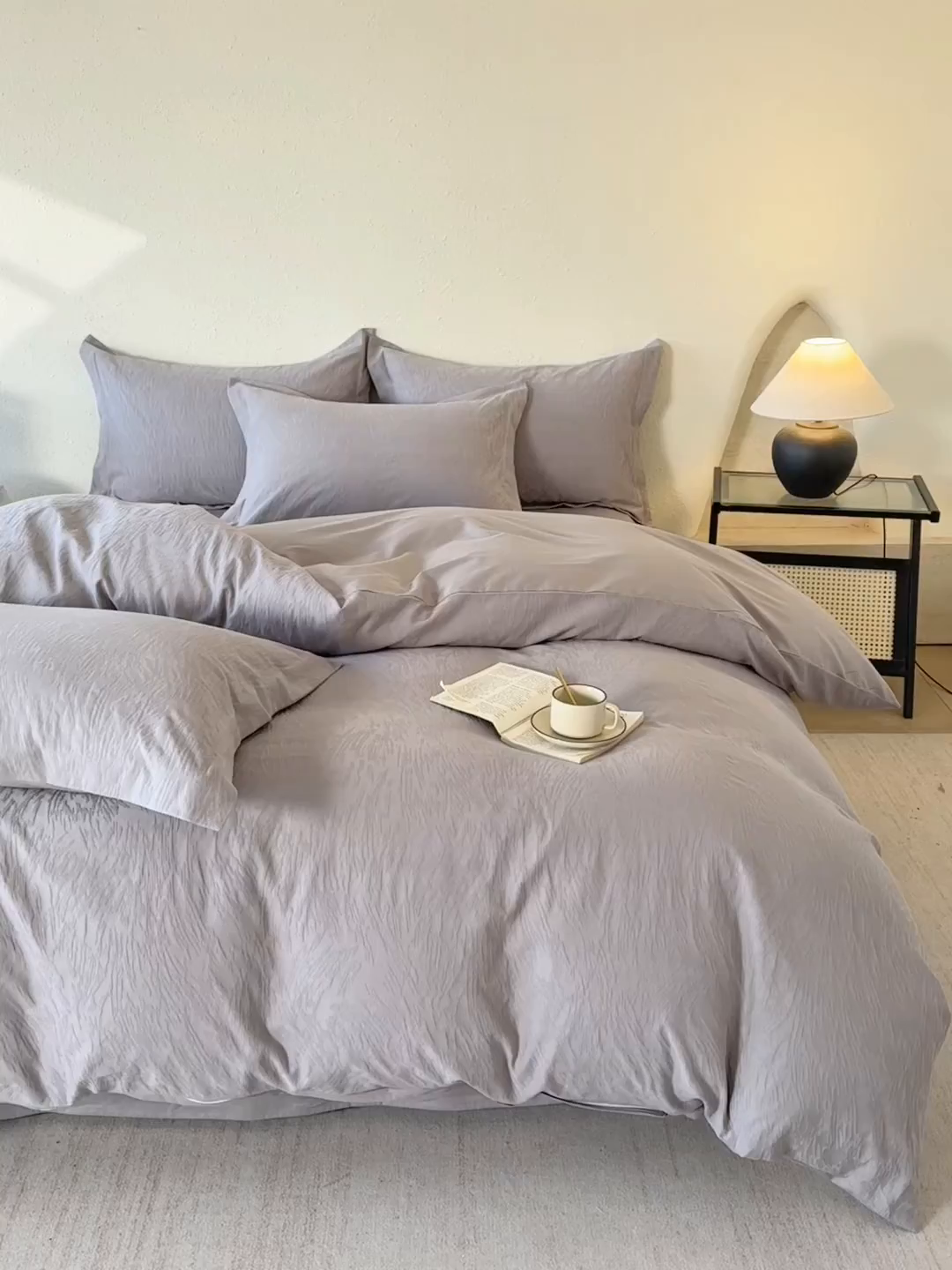 91家纺网 家纺一手货源 找家纺 宜家坊 2026新款全棉60S长绒棉立体厚织提花单被套 克拉拉-金属灰