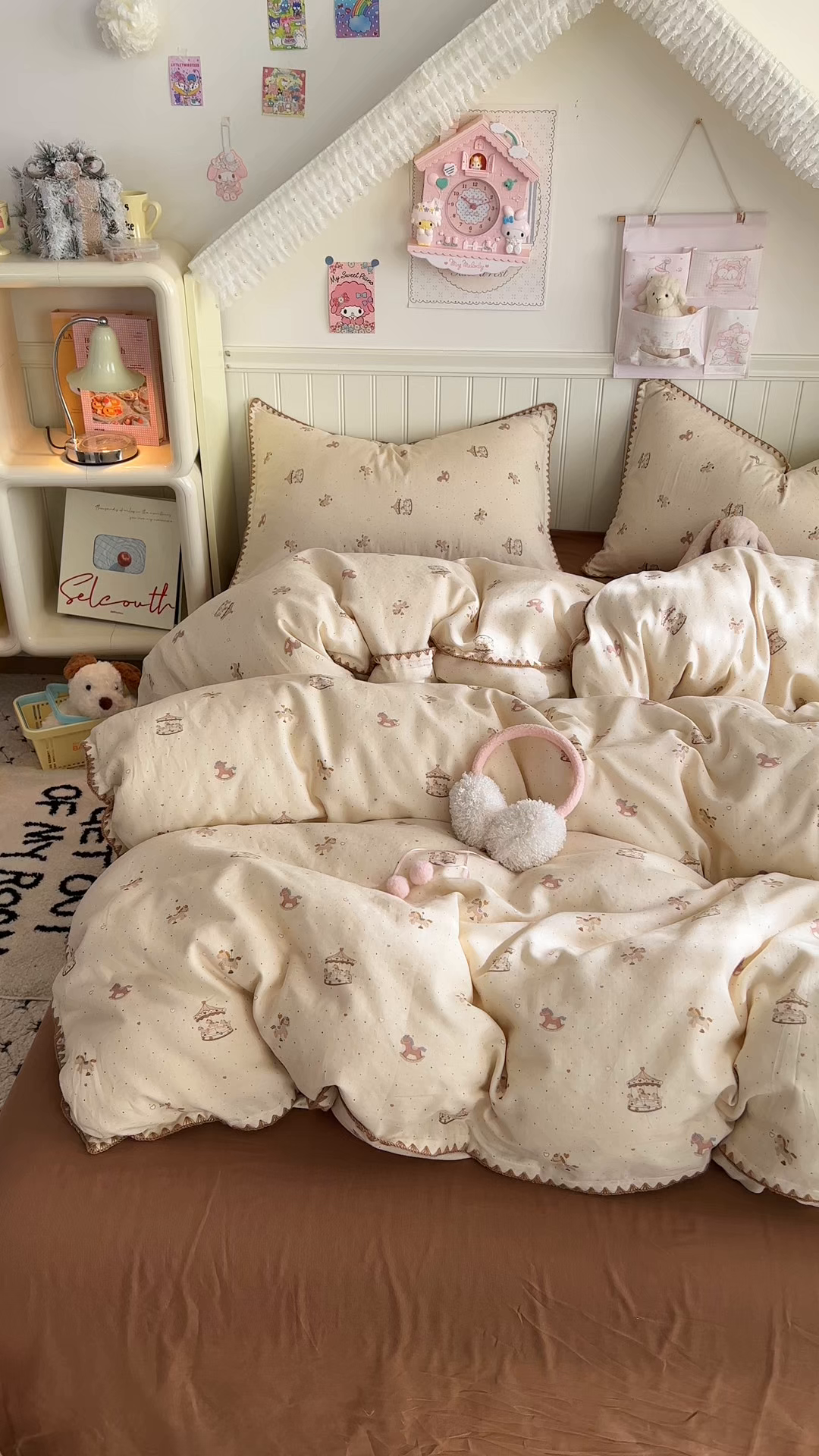 91家纺网 家纺一手货源 找家纺 金丝鸟家纺 2026新款全棉纯棉双层纱贝壳边款四件套 时光木马