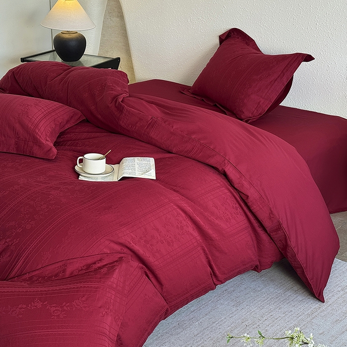 91家纺网 家纺一手货源 找家纺 宜家坊 2026新款全棉60S长绒棉立体厚织提花单被套 沁香-大红