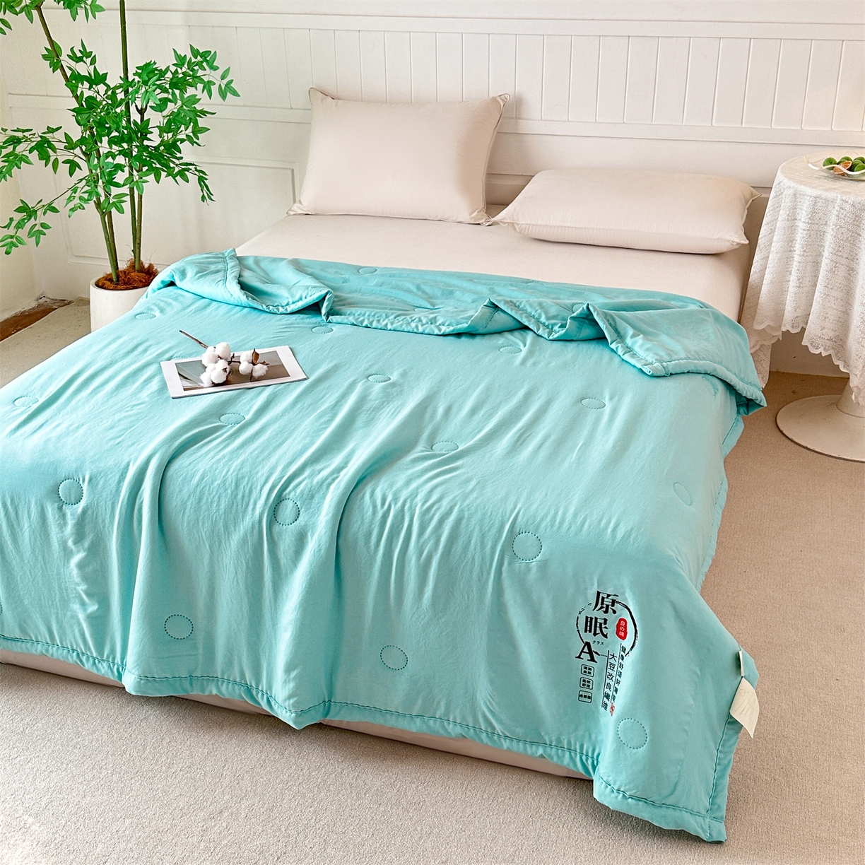 91家纺网 家纺一手货源 找家纺 伊凡 2026新款纯色夏凉被空调被子薄盖毯被 果绿色