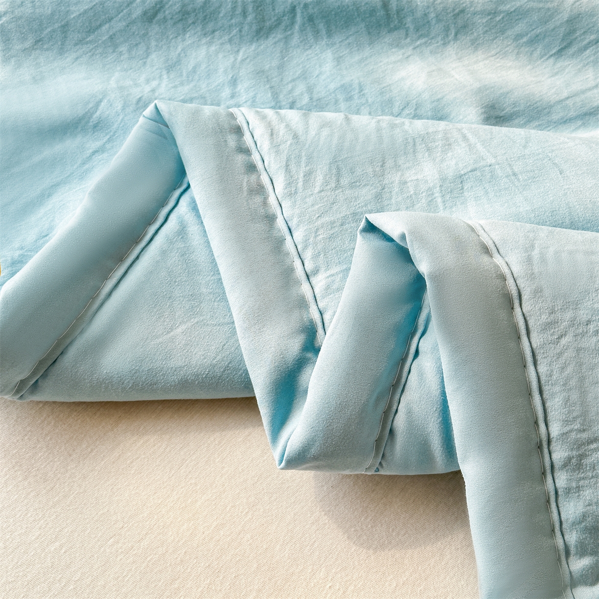 91家纺网 家纺一手货源 找家纺 伊凡 2026新款纯色夏凉被空调被子薄盖毯被 蓝绿