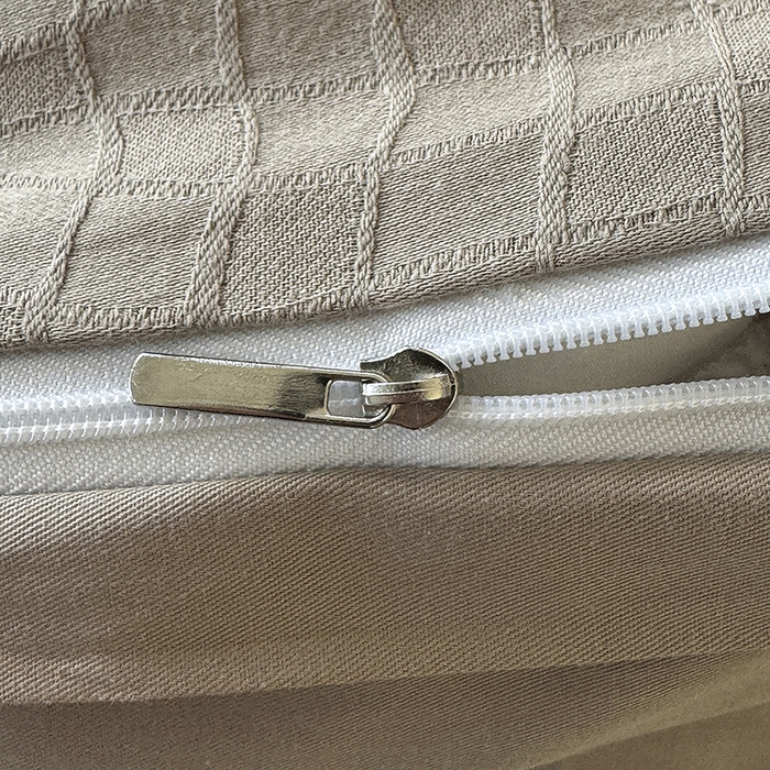 91家纺网 家纺一手货源 找家纺 宜家坊 2026新款全棉60S长绒棉立体厚织提花单被套 石烁-金属灰