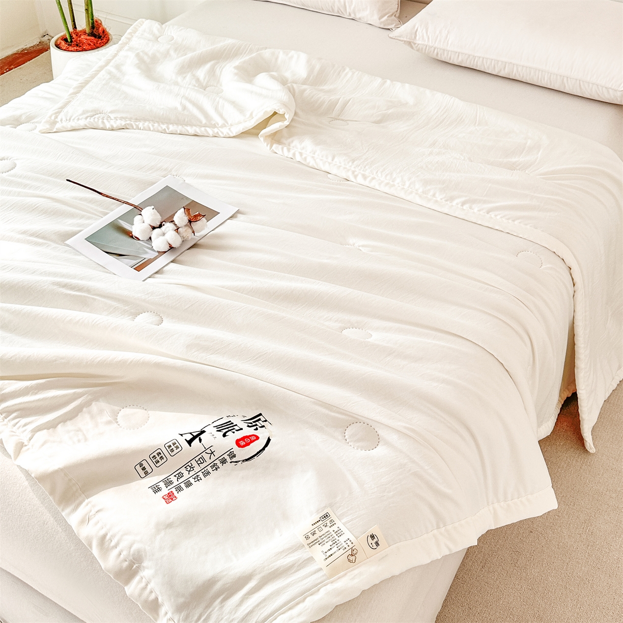 91家纺网 家纺一手货源 找家纺 伊凡 2026新款纯色夏凉被空调被子薄盖毯被 珍珠白