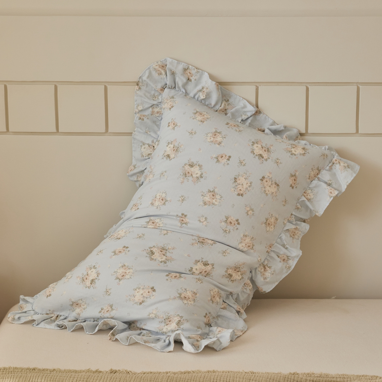 91家纺网 家纺一手货源 找家纺 百寐 2026全棉双层纱A类纯棉纱布花边加大50*80枕套48*74/40*60枕芯保护套 夏日微醺