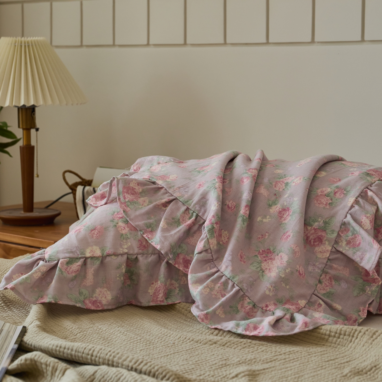 91家纺网 家纺一手货源 找家纺 百寐 2026全棉双层纱A类纯棉纱布花边加大50*80枕套48*74/40*60枕芯保护套 遇见浪漫