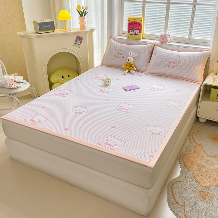 91家纺网 家纺一手货源 找家纺 梵朴 2026新款直播A类冰豆豆凉席三件套凉豆豆软凉席可机洗空调席子-升级抗起球 LUCK熊-粉