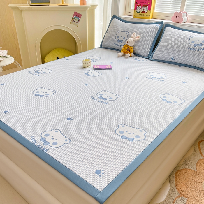 91家纺网 家纺一手货源 找家纺 梵朴 2026新款直播A类冰豆豆凉席三件套凉豆豆软凉席可机洗空调席子-升级抗起球 LUCK熊-蓝