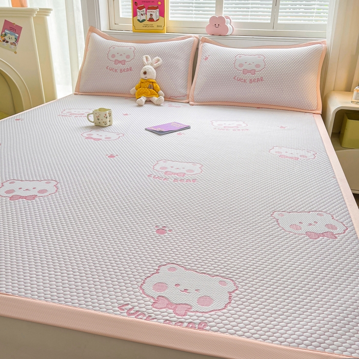 91家纺网 家纺一手货源 找家纺 梵朴 2026新款直播A类冰豆豆凉席三件套凉豆豆软凉席可机洗空调席子-升级抗起球 LUCK熊-粉